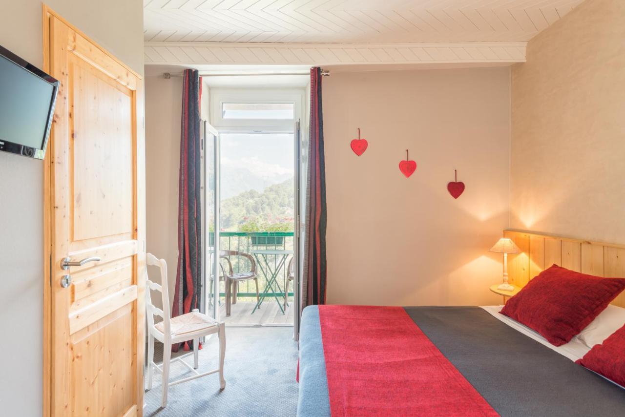 Auberge Le Cabaliros Arcizans-Avant Esterno foto