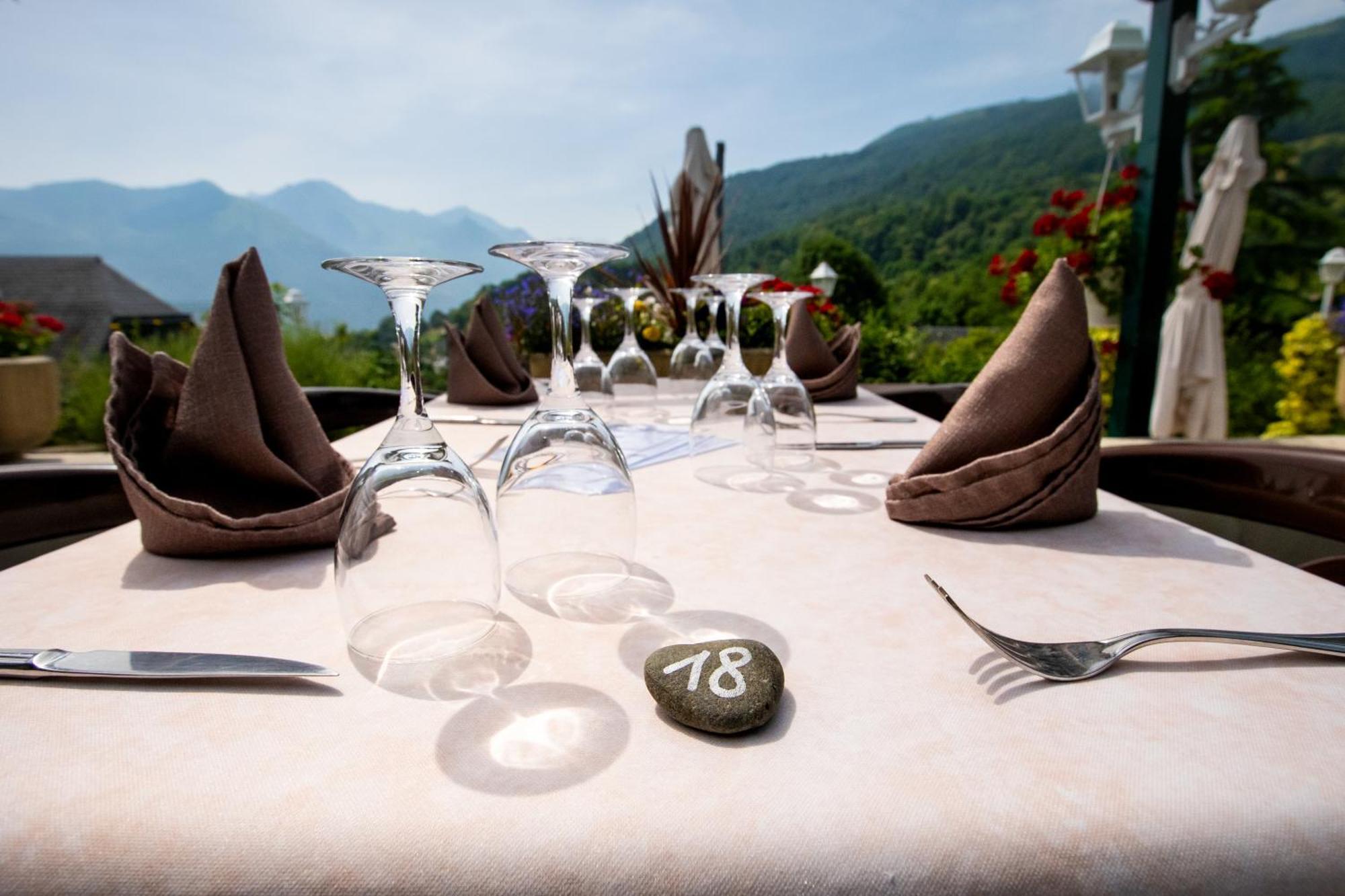Auberge Le Cabaliros Arcizans-Avant Esterno foto